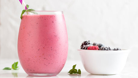A Healthy Berry Smoothie Energy Drink