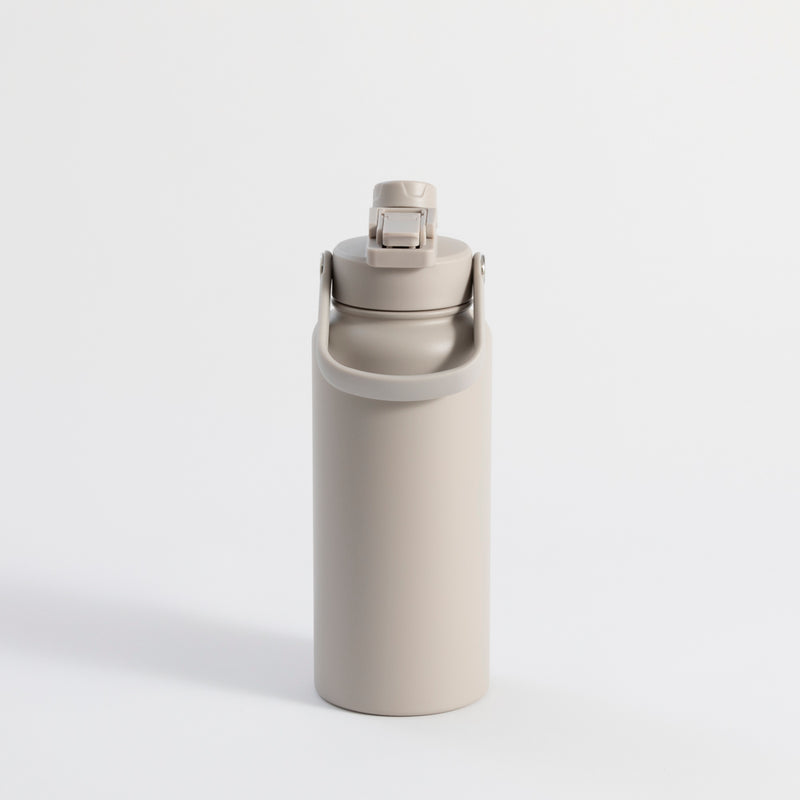 Grey 1 litre water bottle with straw, leak-proof insulated design